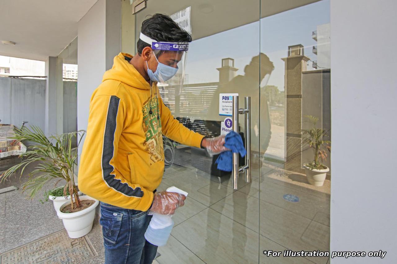 Oyo Flagship 13885 Metro Residency Hotell Mumbai Eksteriør bilde