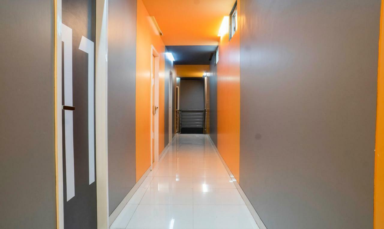 Oyo Flagship 13885 Metro Residency Hotell Mumbai Eksteriør bilde